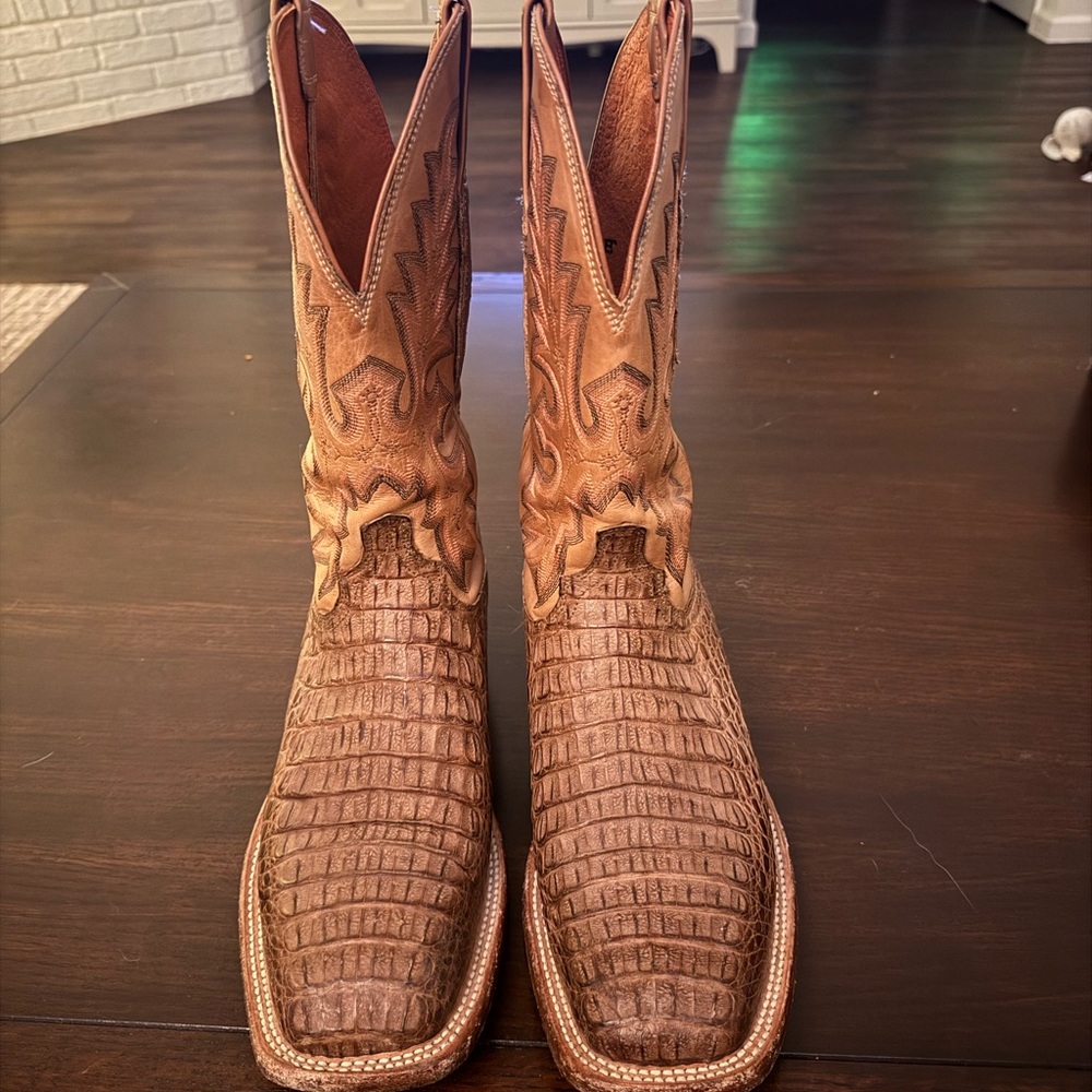 Lucchese Tan/Brown Crocodile Western Boots
